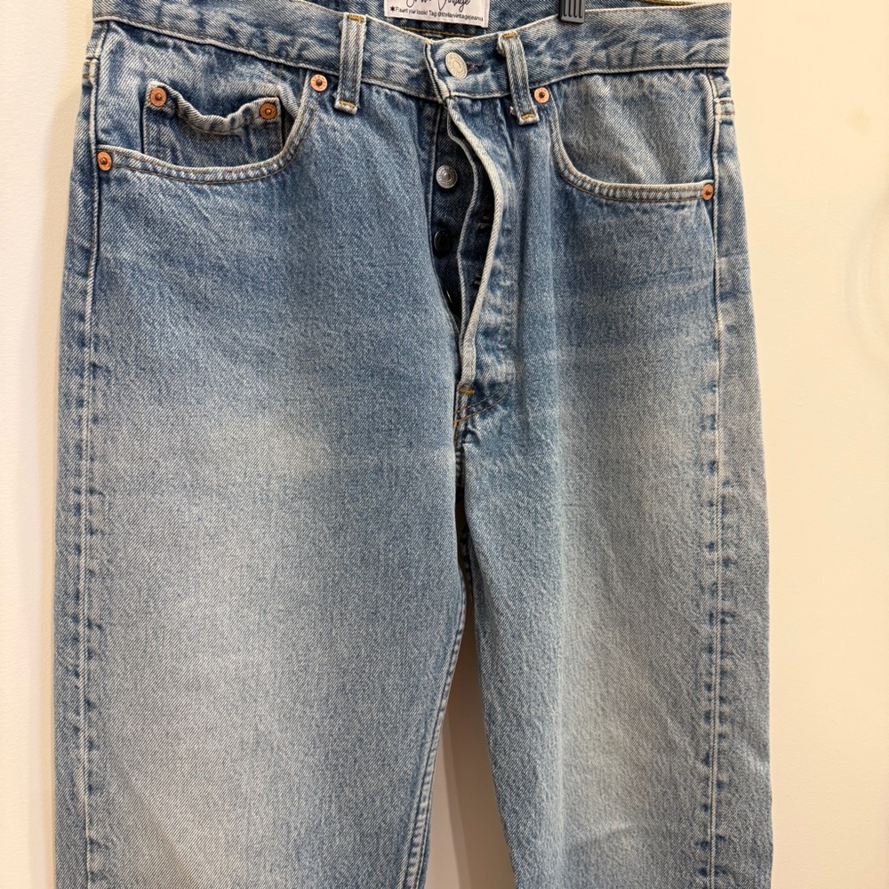 VINTAGE Levi's 501 Medium Blue Denim Jeans - Picture 8 of 8